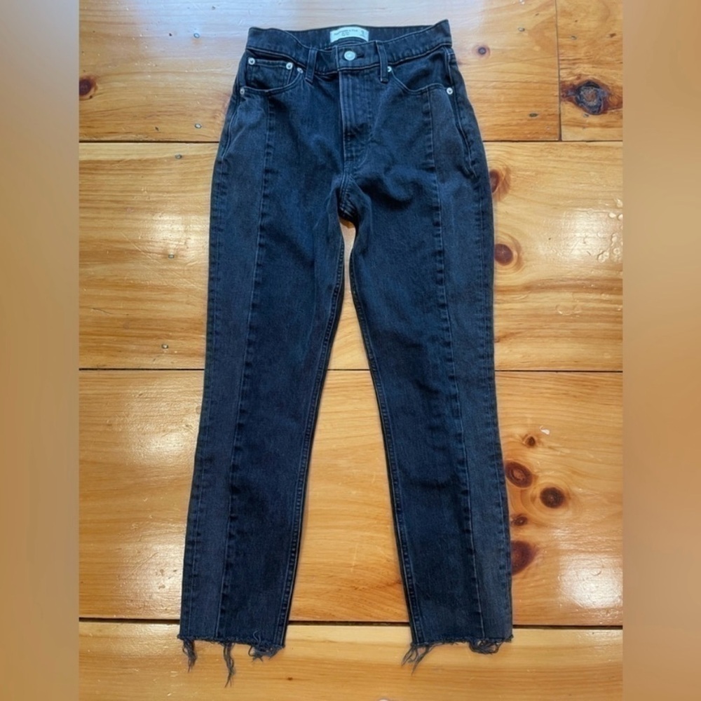 Abercrombie & Fitch Black Cropped Jeans
